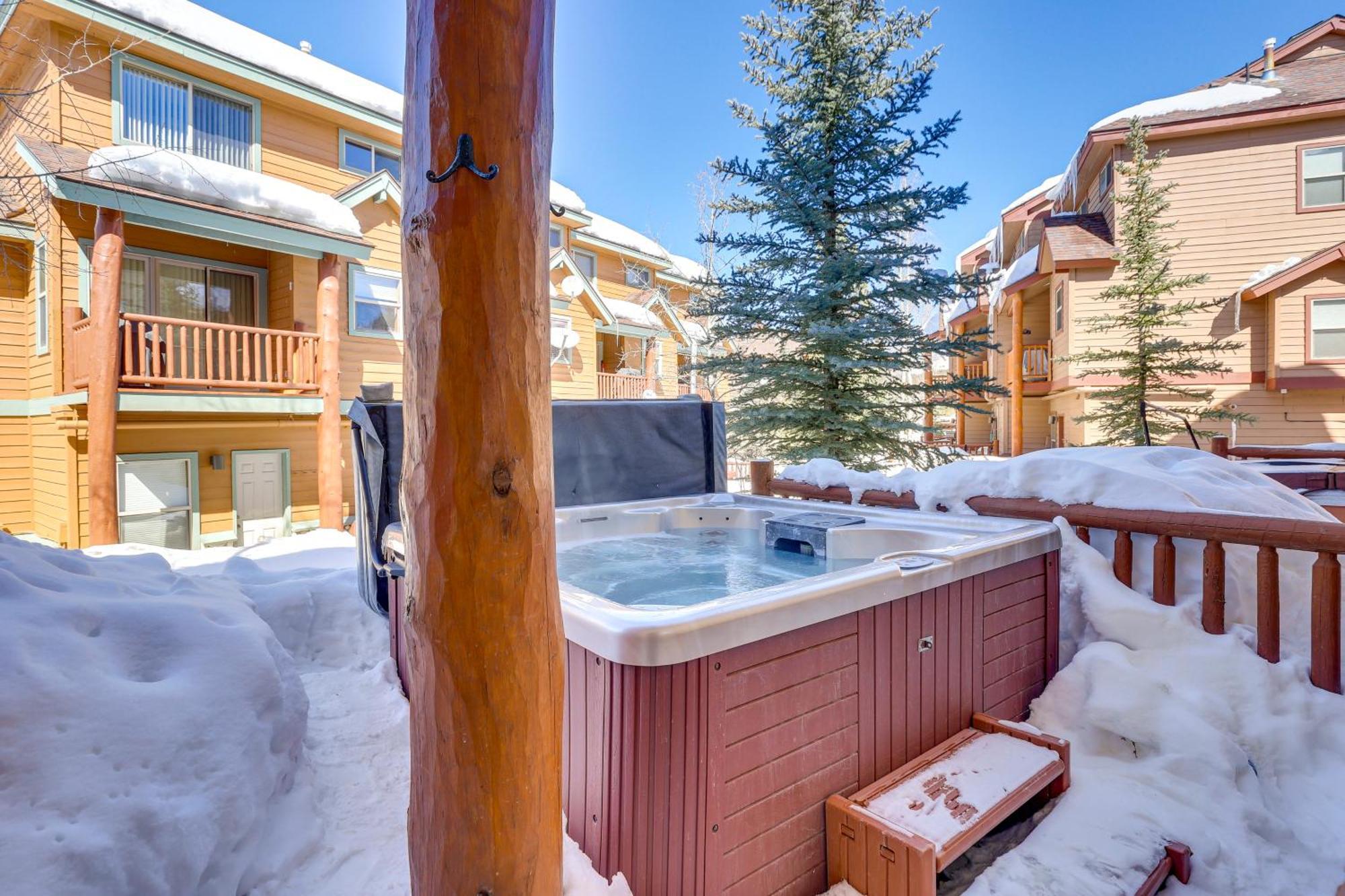 Airy Winter Park Gem With Private Outdoor Hot Tub! 빌라 외부 사진