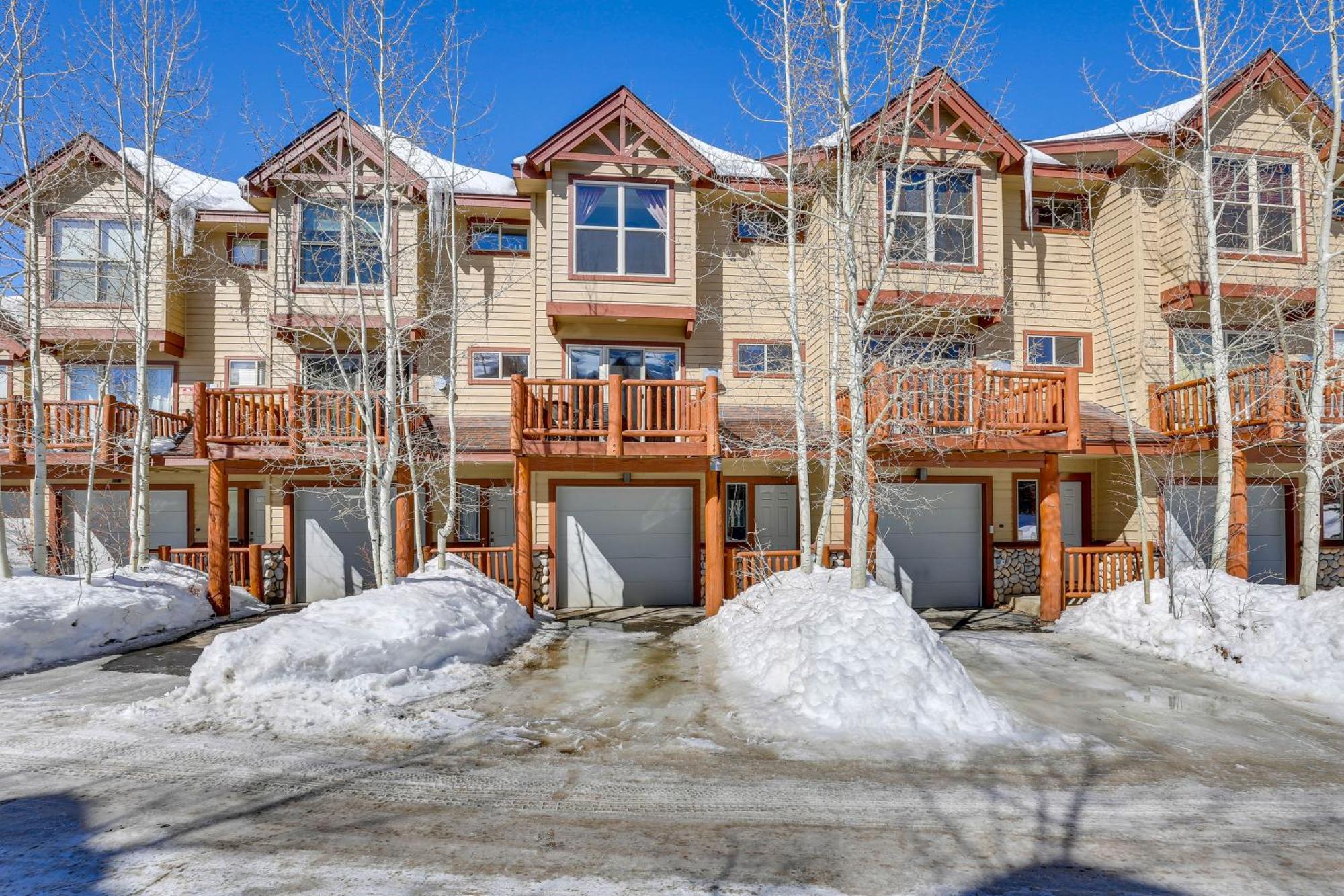 Airy Winter Park Gem With Private Outdoor Hot Tub! 빌라 외부 사진